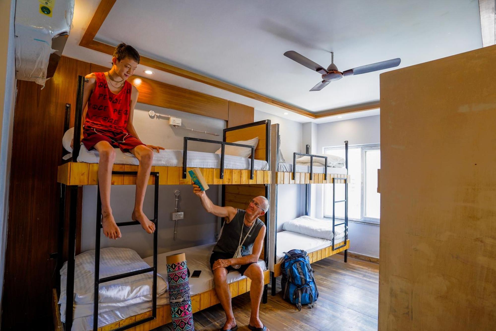 Hide-In Rishikesh, Laxman Jhula Hostel Eksteriør bilde