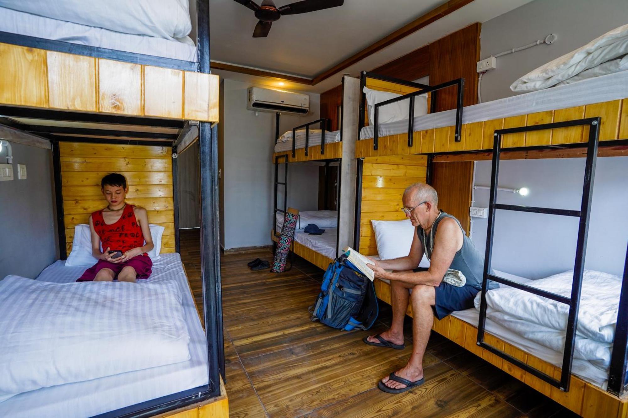 Hide-In Rishikesh, Laxman Jhula Hostel Eksteriør bilde
